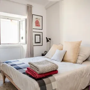 https://suite-contemporanea-tra-le-vie-storiche.hotelitalianriviera.com